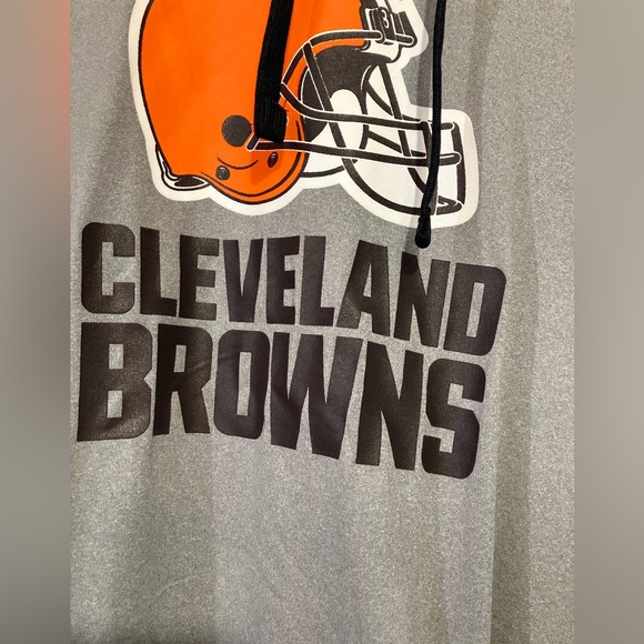 - Men’s Cleveland Browns Tee. - Picture 3 of 5